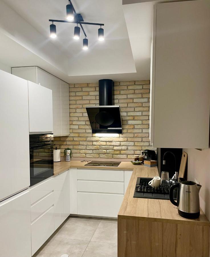 Apartments Sleep & Go Modlin Airport Nowy Dwór Mazowiecki Exterior foto